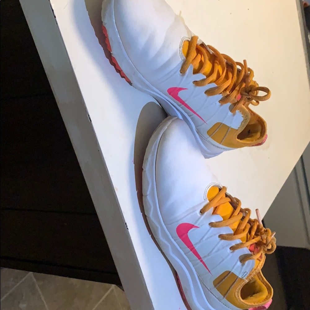 Nike shoes